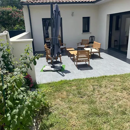 Villa Detente